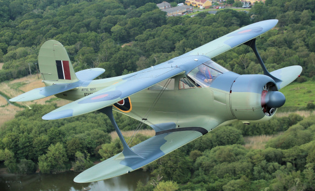 Обои картинки фото beech d17s staggerwing, авиация, лёгкие и одномоторные самолёты, биплан