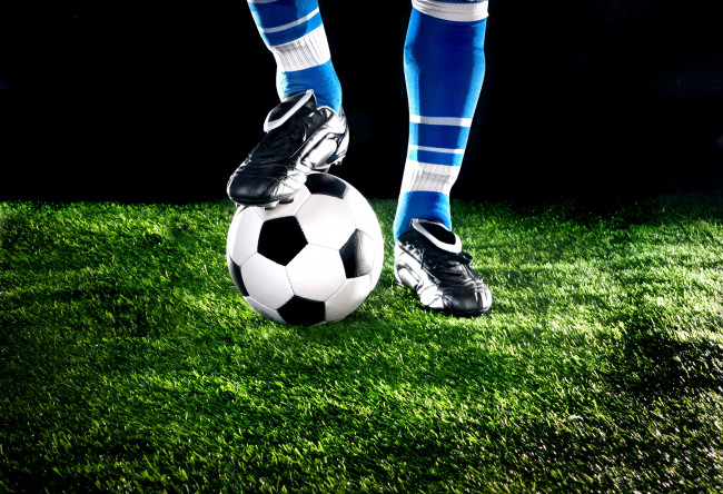 Обои картинки фото футбол, спорт, гетры, мяч