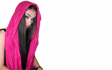 Картинка девушки sasha+grey+ marina+ann+hantzis капюшон брюнетка лицо шарф