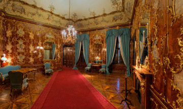 Картинка интерьер дворцы +музеи люстры зеркала шторы