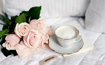 Картинка еда кофе +кофейные+зёрна розы заколка чашка блюдце