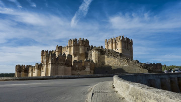 Картинка castillo+de+coca города -+дворцы +замки +крепости замок башни стены