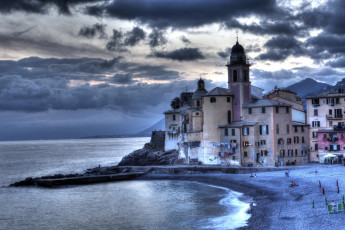 Картинка camolgi+италия города амальфийское+и+лигурийское+побережье+ италия небо дома набережная