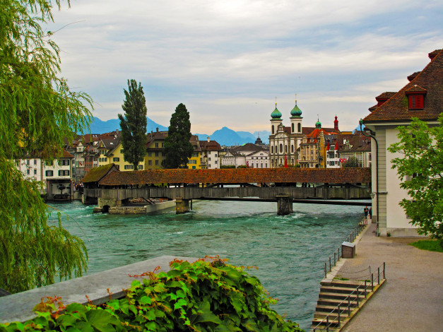 Обои картинки фото люцерн швейцария, города, люцерн , швейцария, люцерн, мост, дома, река