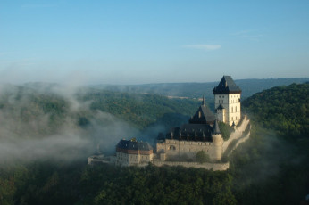 Картинка karlstejn+castle города замки+Чехии karlstejn castle