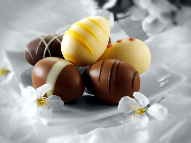 Обои картинки фото еда, конфеты,  шоколад,  сладости, шоколадные, яйца