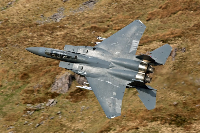 Обои картинки фото mcdonnell douglas f-15e strike eagle, авиация, боевые самолёты, бомбардировщик, strike, eagle, f15e, истребитель, mcdonnell, douglas, jet, aircraft