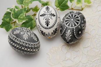 Картинка праздничные пасха яйца плющ