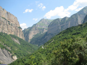 Картинка черекское+ущелье природа горы черекское ущелье кавказ северный россия