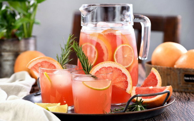 Обои картинки фото еда, напитки,  сок, грейпфрут, сок, цитрус