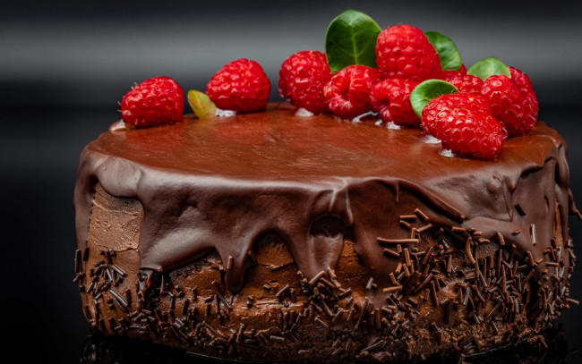 Обои картинки фото еда, торты, торт, глазурь, шоколад, малина