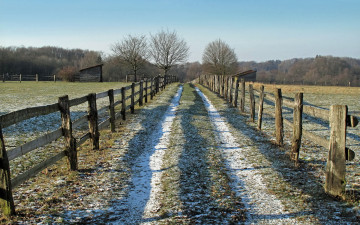 Картинка природа дороги пейзаж поле забор