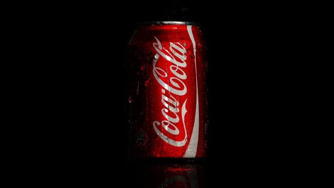Обои картинки фото бренды, coca, cola, темный, фон