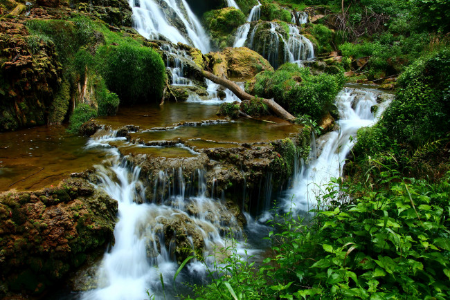 Обои картинки фото природа, водопады, камни, лес, водопад