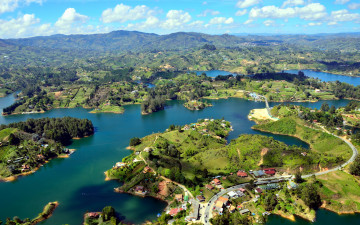 Картинка города -+панорамы панорама guatape островки река colombia