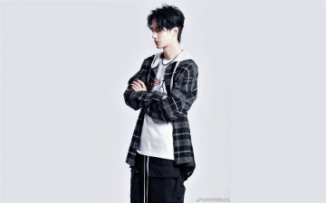 Картинка мужчины wang+yi+bo актер певец рубашка