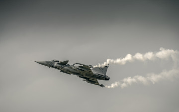 Картинка авиация боевые самолёты дым