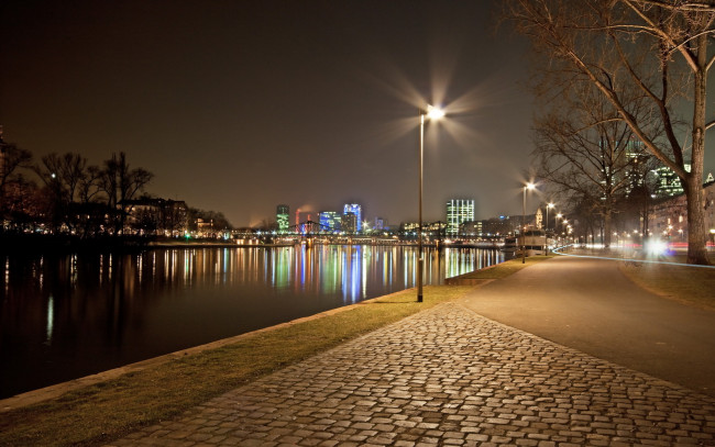 Обои картинки фото города, огни, ночного, свет, город, ночь, река