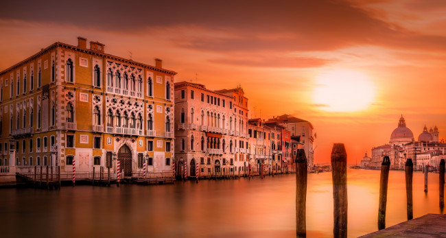 Обои картинки фото италия, города, венеция , канал, водоем, здания