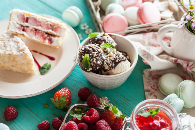 Обои картинки фото еда, разное, вкусно, малина, сладости, печенье, ягоды