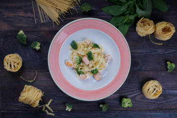 Картинка еда макаронные+блюда рыба брокколи спагетти паста