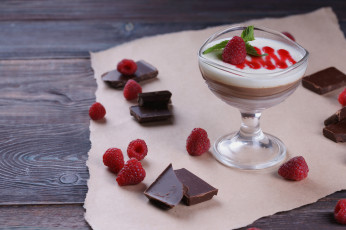 Картинка еда мороженое +десерты ягоды сладость десерт шоколад малина