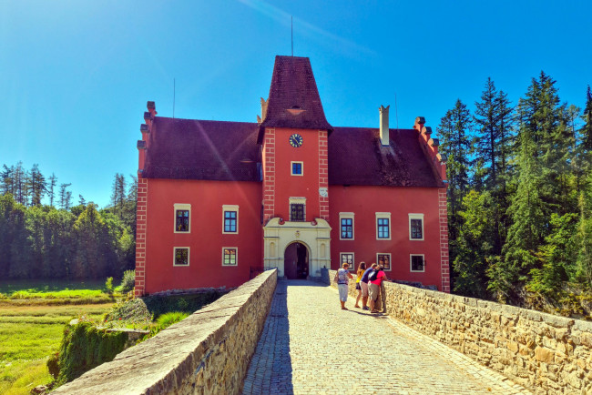 Обои картинки фото red lhota castle, czech republic, города, замки чехии, red, lhota, castle, czech, republic
