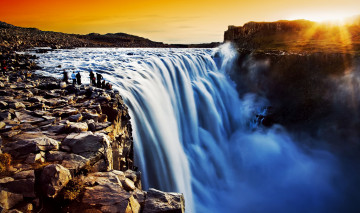 Картинка природа водопады солнце водопад фигуры