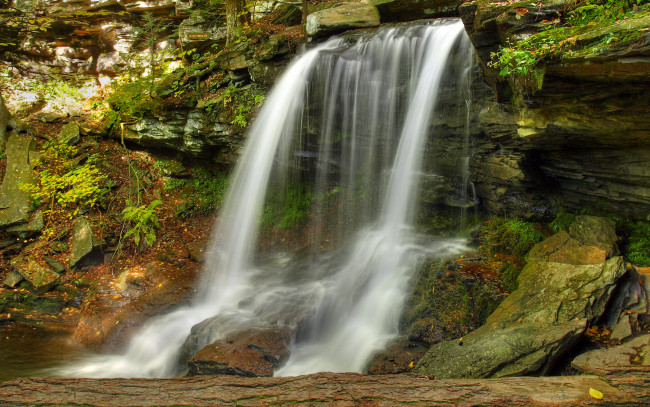 Обои картинки фото природа, водопады, скала, вода