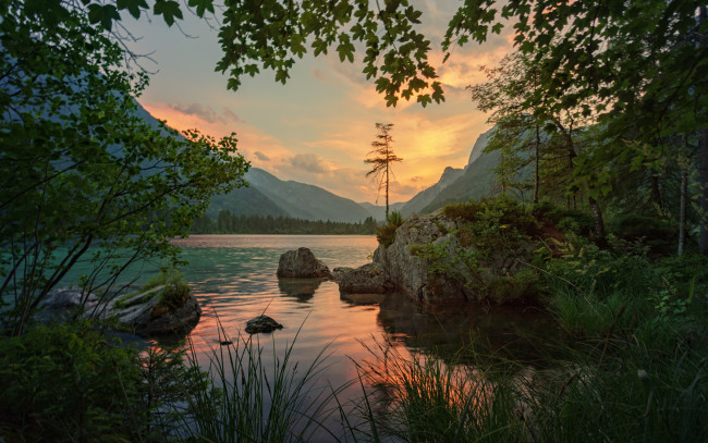 Обои картинки фото природа, реки, озера, камни, река, горы, камыши