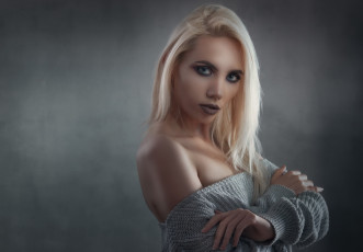 Картинка девушки -+блондинки +светловолосые блондинка лицо свитер
