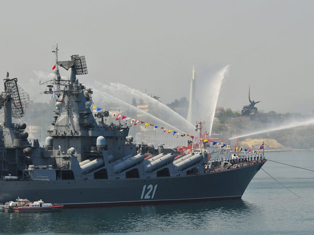 Обои картинки фото корабли, крейсеры, линкоры, эсминцы, проект 1164 атлант, гвардейский ракетный крейсер москва, вмф россии