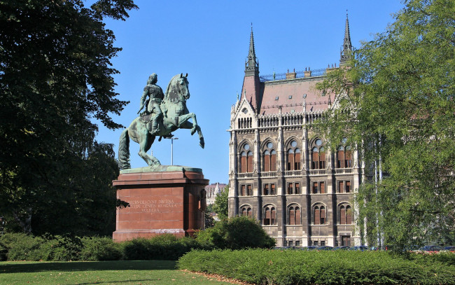 Обои картинки фото памятник, ракоци, ференцу, ii, будапешт, города, венгрия, hungary, budapest