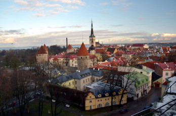 Картинка города таллин эстония панорама крыши