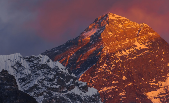 Обои картинки фото природа, горы, эверест, скалы, вершина, снег