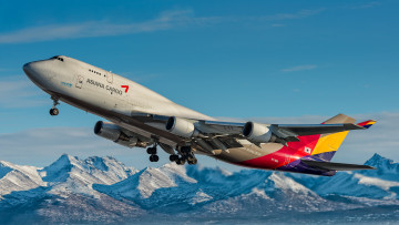 обоя boeing 747, авиация, грузовые самолёты, авиалайнер