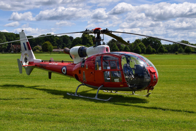 Обои картинки фото eurocopter ec135 t2, авиация, вертолёты, вертушка