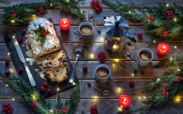 Картинка праздничные угощения пирог кофе свечи