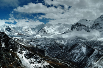 обоя the, chukhung, valley, nepal, природа, горы, непал, облака, вершины