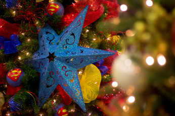 Картинка праздничные украшения шары звезда