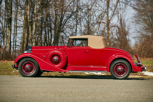 Обои картинки фото автомобили, классика, красный, 1101-719, roadster, eight, coupe, packard, 1934, г