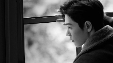 Картинка мужчины xiao+zhan актер лицо куртка окно