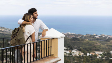 Картинка разное мужчина+женщина балкон панорама влюбленные