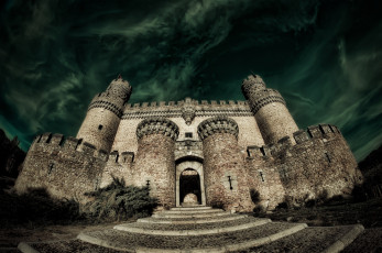 Картинка города -+дворцы +замки +крепости лестница тучи сумрак замок