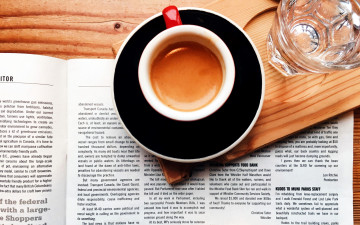 Картинка еда кофе +кофейные+зёрна книга чашечка стакан вода