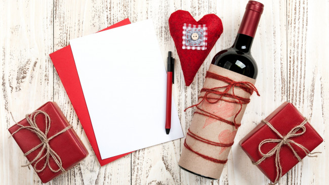 Обои картинки фото праздничные, день святого валентина,  сердечки,  любовь, ручка, вино, подарки, бумага, сердечко