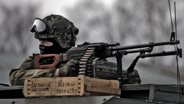 Картинка оружие пулемёты военный витязь пулемет лента с патронами шлем