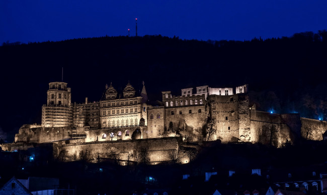 Обои картинки фото heidelburg castle германия, города, - дворцы,  замки,  крепости, река, ночь, германия, огни, замок