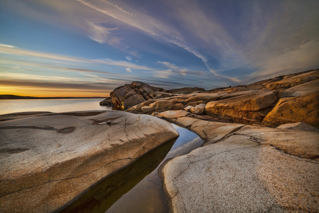 Обои картинки фото природа, побережье, океан, скала, утро, камни, рассвет