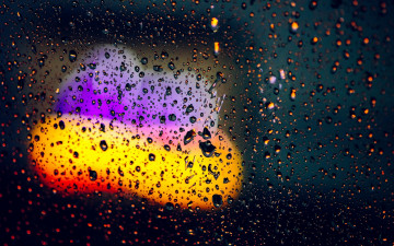 Картинка разное капли +брызги +всплески огни дождь макро вода стекло фон